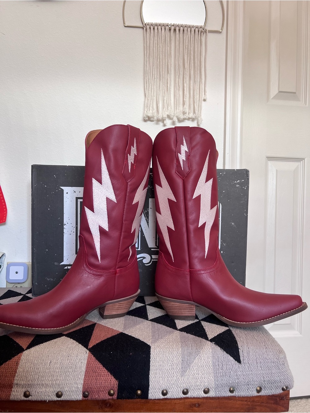 Dingo Red & White Western Lightning Bolt Tall Genuine Leather Boots 9 NWT - Picture 4 of 14